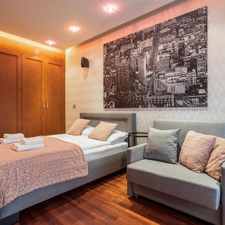 Broadway - Neptun Park By Oneapartments غدانسك المظهر الخارجي الصورة