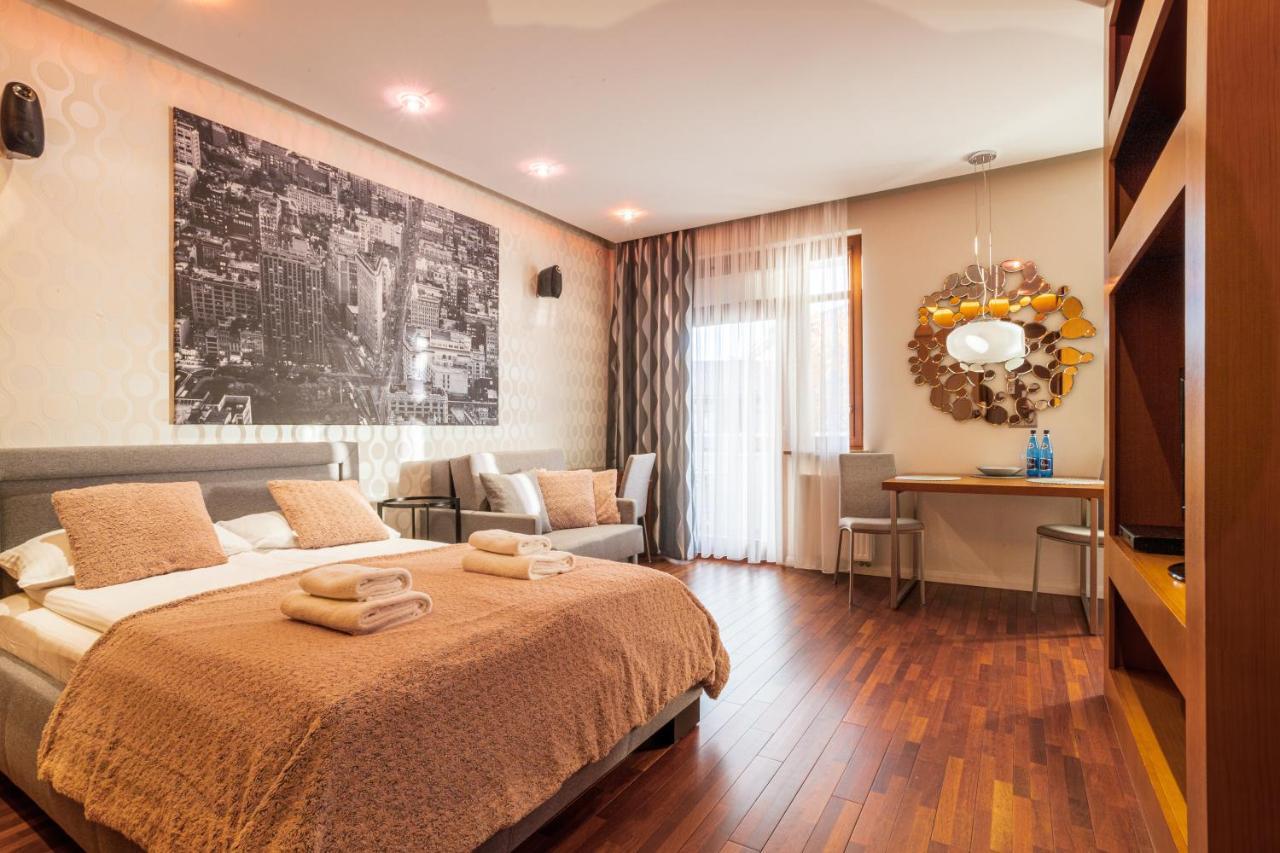 Broadway - Neptun Park By Oneapartments غدانسك المظهر الخارجي الصورة